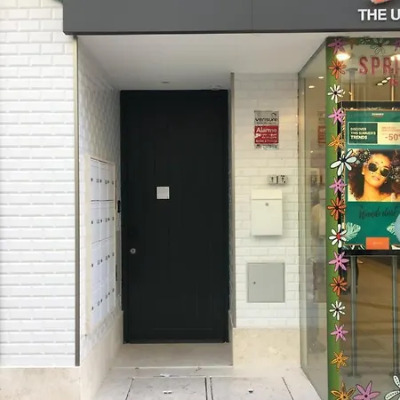 Augusta 229-5e-city Center Apt- Balcony & Elevator Lisbona