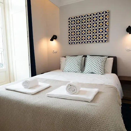 Augusta 229-5e-city Center Apt- Balcony & Elevator Appartement *