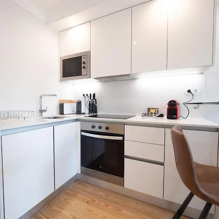 Augusta 229-5e-city Center Apt- Balcony & Elevator Lisboa