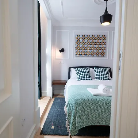 Augusta 229-5e-city Center Apt- Balcony & Elevator * Lisboa