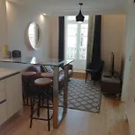 Augusta 229-5e-city Center Apt- Balcony & Elevator * Lisboa
